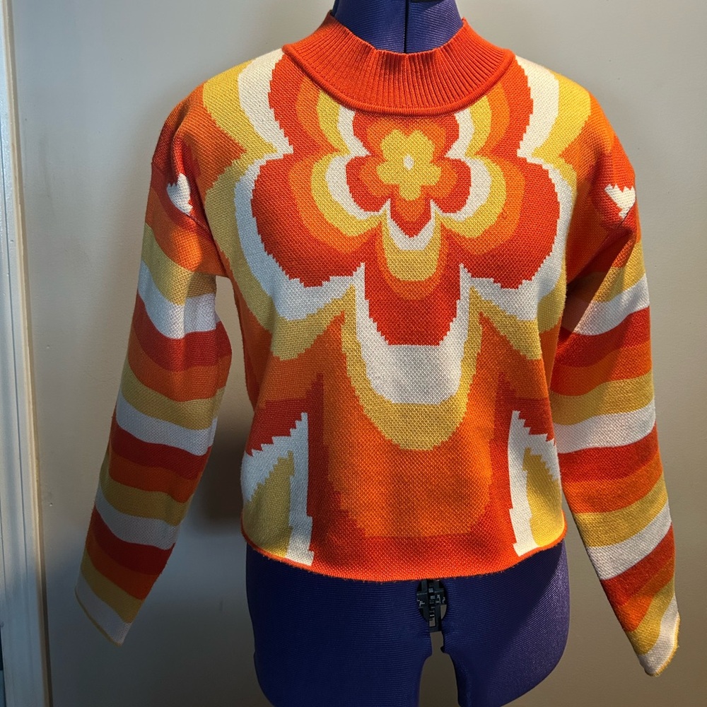Love & Harmony Retro Orange Patterned Women's Sweater Size Small